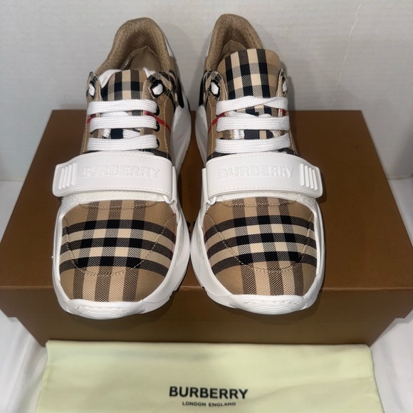 Burberry Beige and White Check Sneakers - Picture 2 of 13